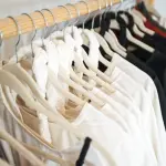 Capsule wardrobe: come costruire un guardaroba essenziale e versatile