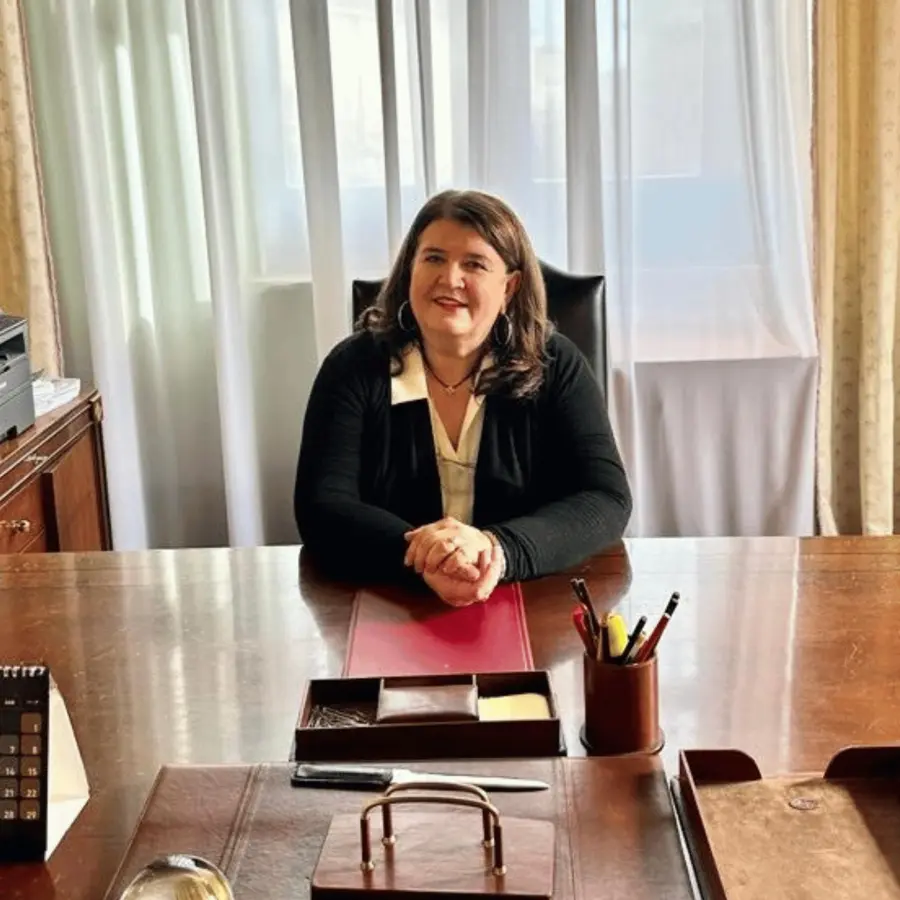 Foggia, profilo fake della sindaca su TikTok: allarme truffe e invito a non interagire